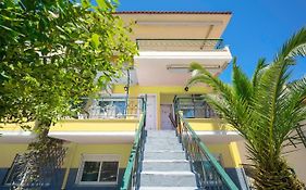 Golden Beach Maisonettes