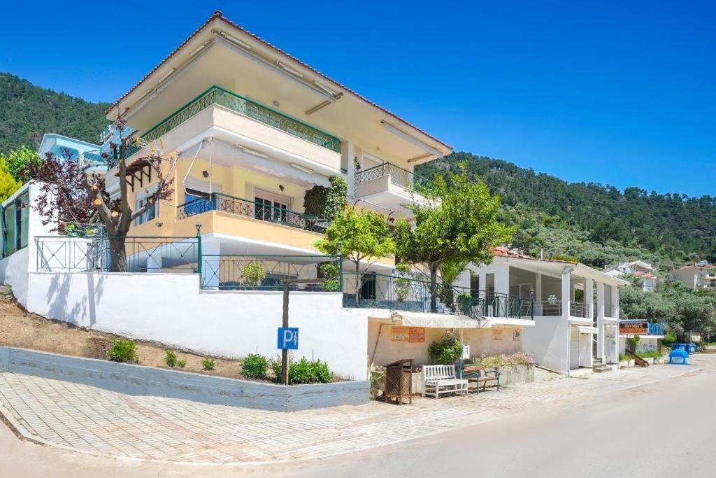Golden Beach Maisonettes Villa Chrysi Ammoudia Dış mekan fotoğraf