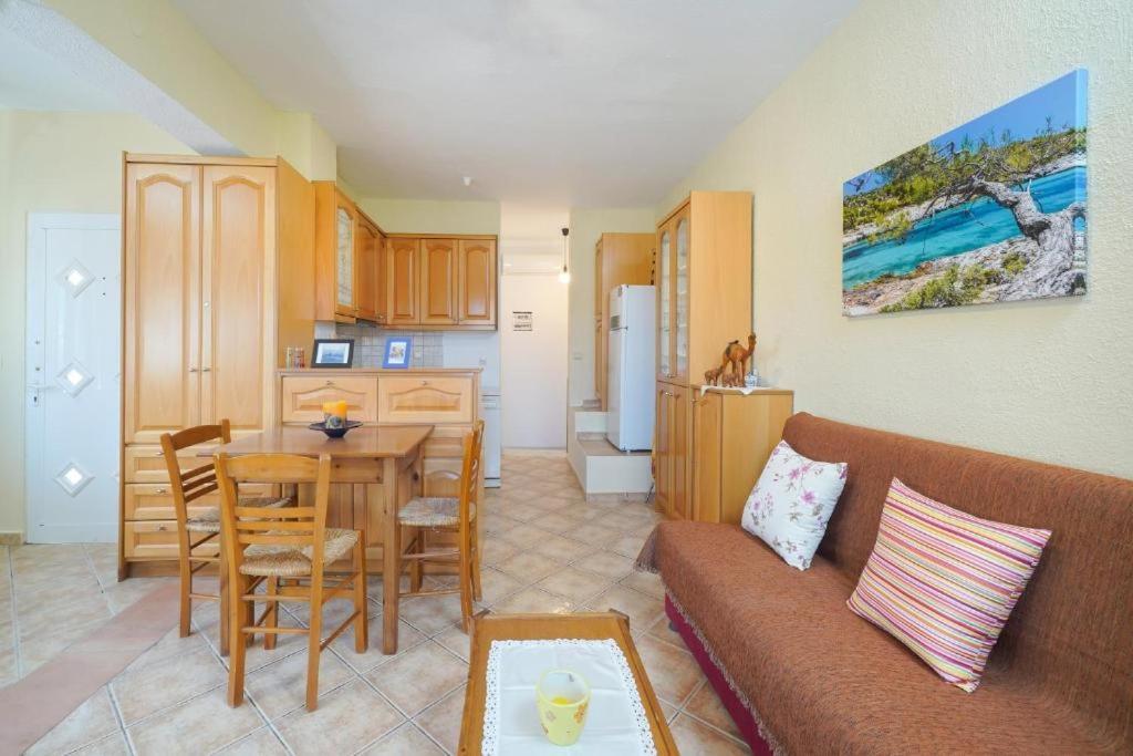 Golden Beach Maisonettes Villa Chrysi Ammoudia Oda fotoğraf
